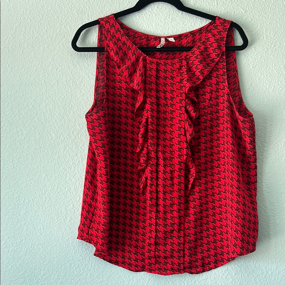 Elle Red and Black Sleeveless Blouse